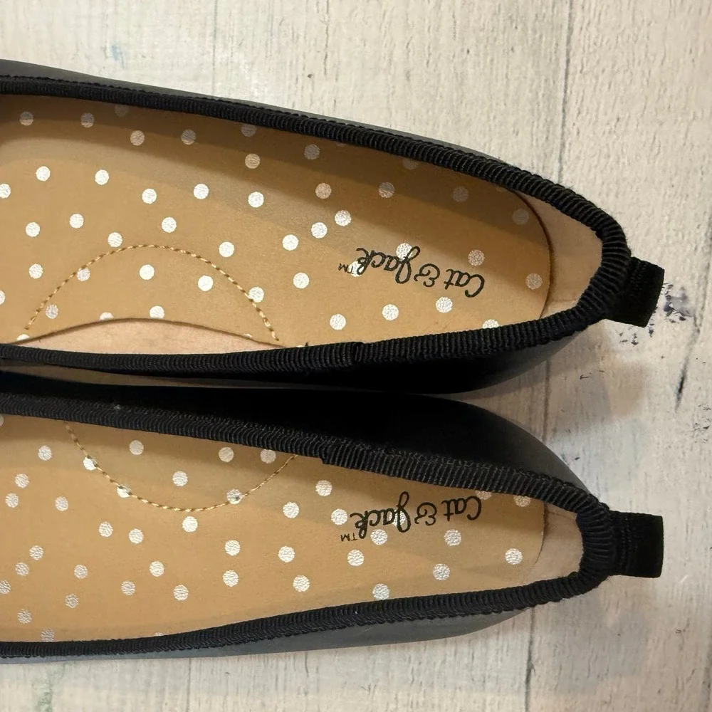 Cat & Jack girls black slip in flats size 13